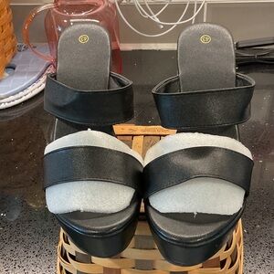 NWT wedges